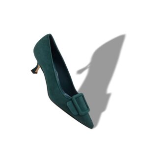maysalepump dunkelgrne pumps aus wildleder mit schnallendetail 2 330x330 - Maysalepump Dunkelgr&uuml;ne Pumps aus Wildleder mit Schnallendetail